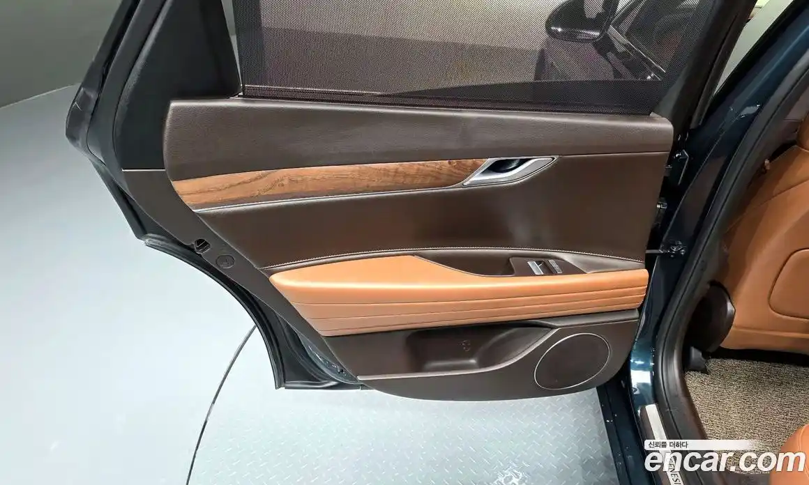 Genesis G80 2023 2.5 автомат (гидро), фото 15