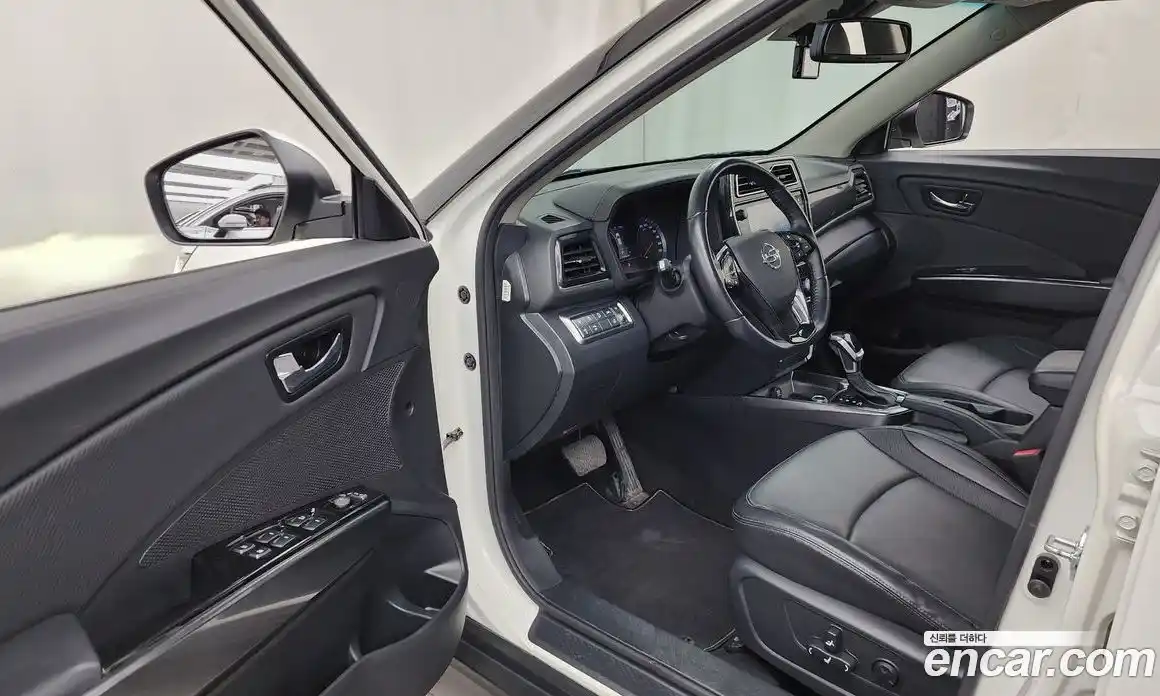 SsangYong TIBOLI 2022 1.5 автомат (гидро), фото 13