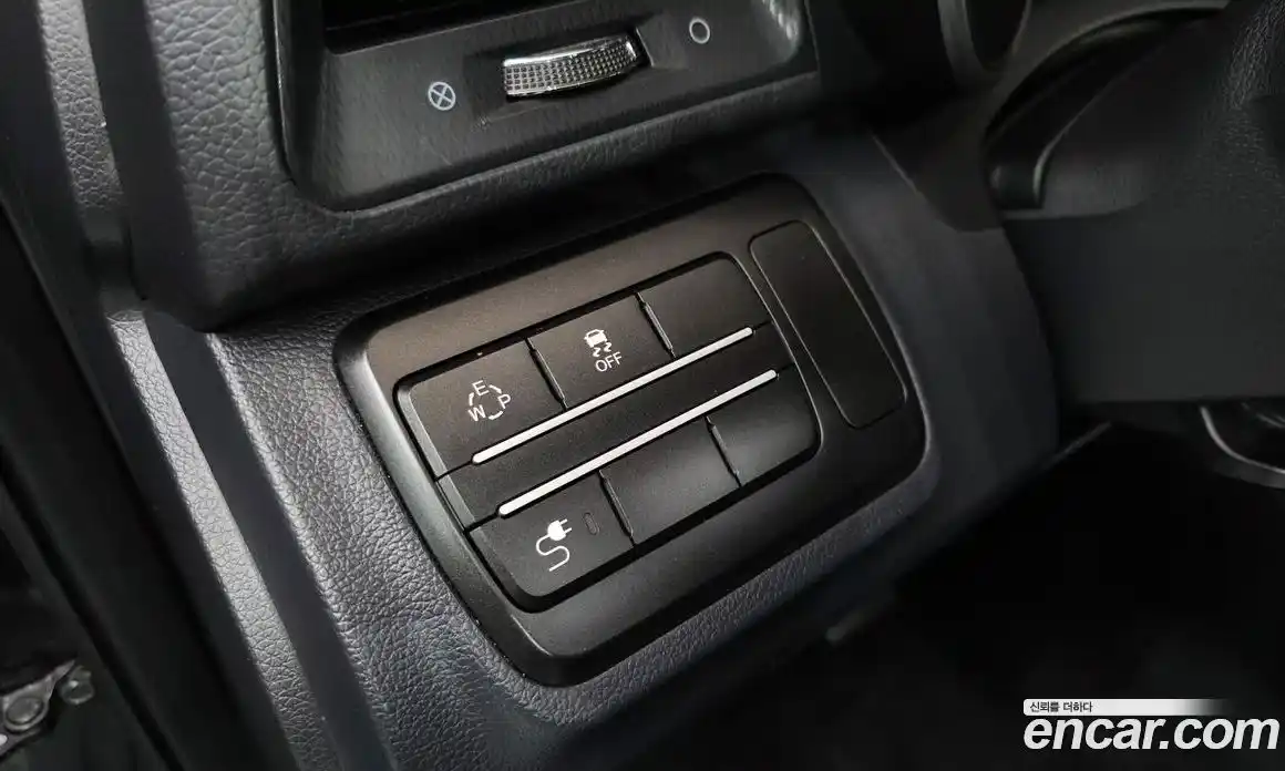 SsangYong TIBOLI 2016 1.6 автомат (гидро), фото 12