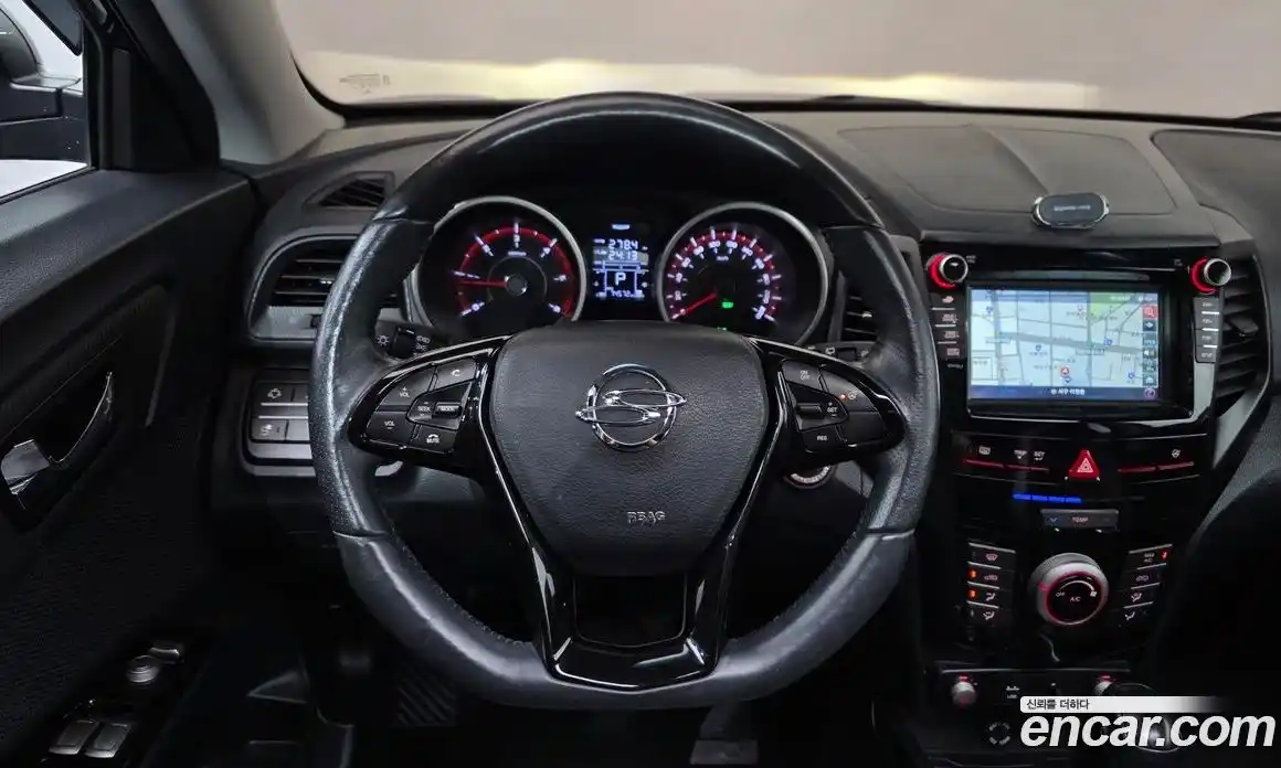 SsangYong TIBOLI 2016 1.6 автомат (гидро), фото 13