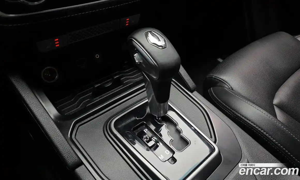 SsangYong Rexton 2020 2.2 автомат (гидро), фото 12
