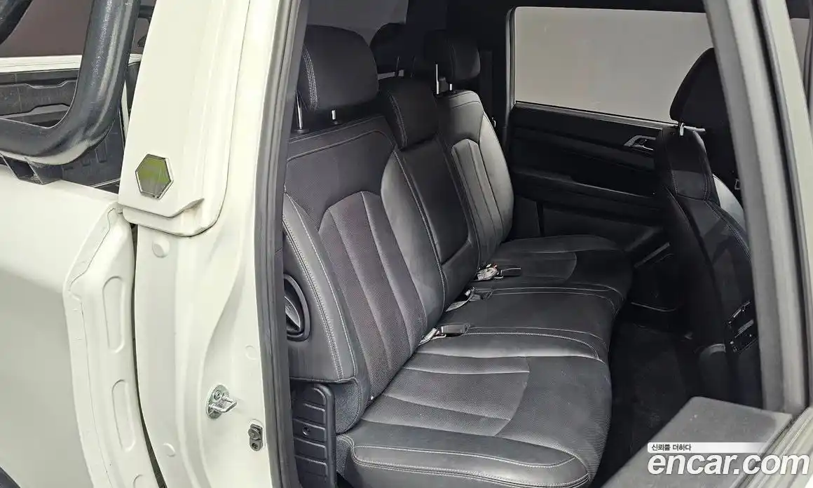 SsangYong Rexton 2023 2.2 автомат (гидро), фото 18