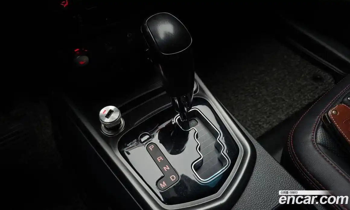 SsangYong TIBOLI 2016 1.6 автомат (гидро), фото 12
