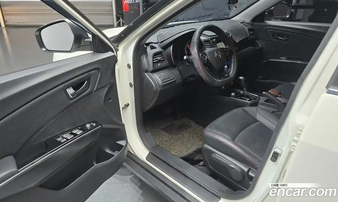 SsangYong TIBOLI 2016 1.6 автомат (гидро), фото 13