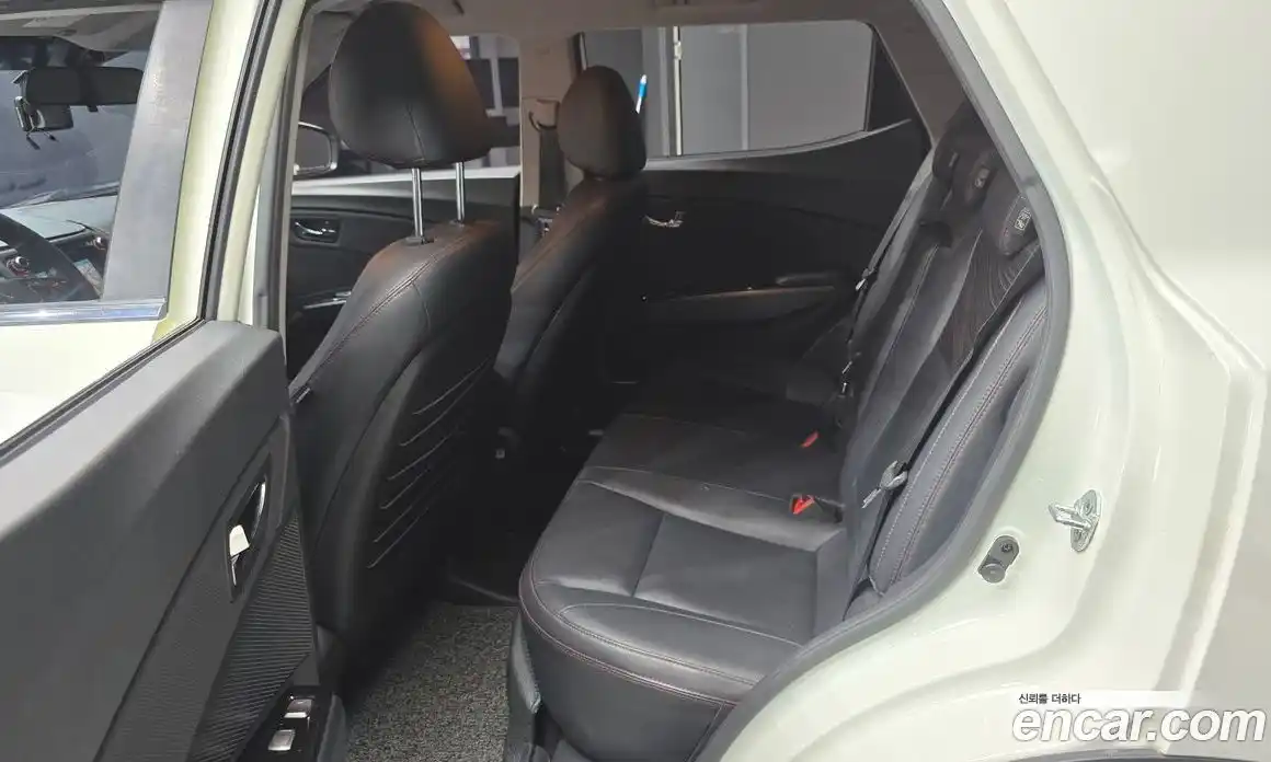 SsangYong TIBOLI 2016 1.6 автомат (гидро), фото 17