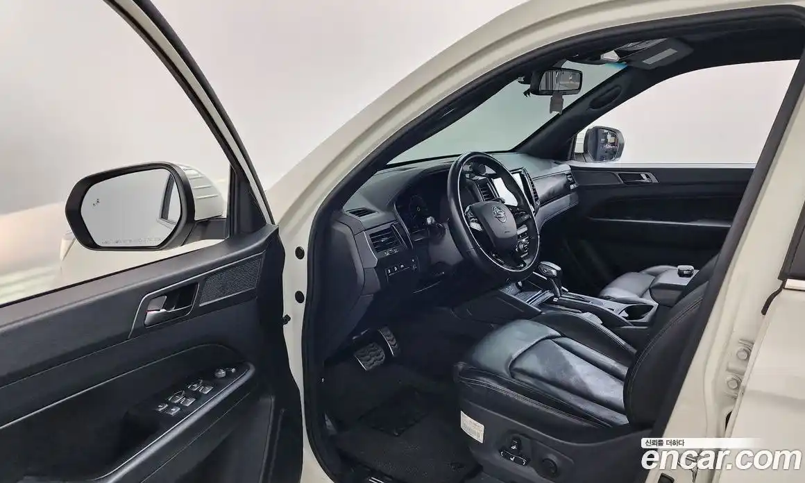 SsangYong Rexton 2022 2.2 автомат (гидро), фото 13