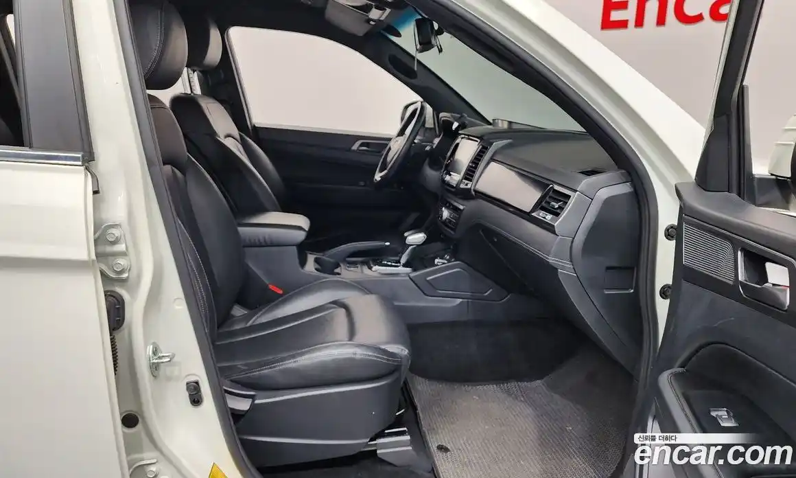 SsangYong Rexton 2022 2.2 автомат (гидро), фото 16