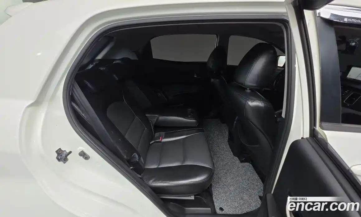 SsangYong Korando 2012 2.0 автомат (гидро), фото 18