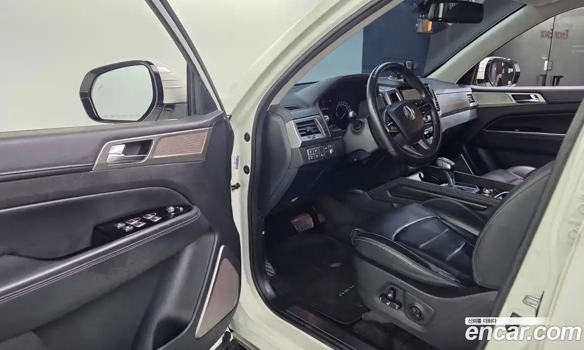 SsangYong Rexton 2018 2.2 автомат (гидро), фото 13