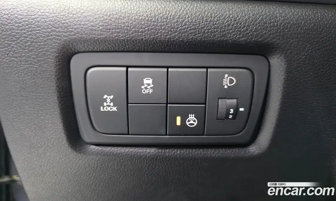 SsangYong Korando 2016 2.2 автомат (гидро), фото 19