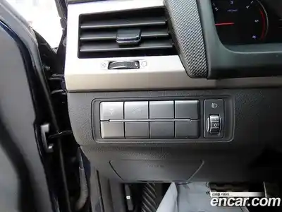 SsangYong Rexton 2018 2.2 автомат (гидро), миниатюра 12