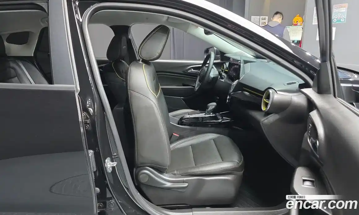 Chevrolet Trax 2024 1.2 автомат (гидро), фото 12