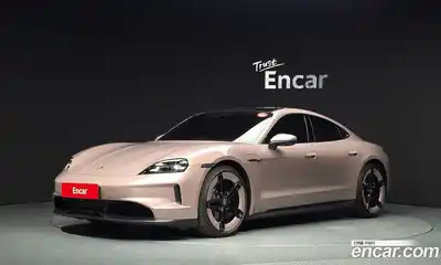 Porsche Taycan, 2024, 9 958 км