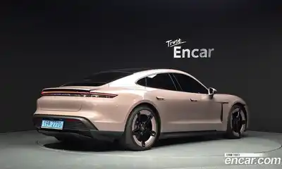 Porsche Taycan 2024 0.1 автомат (гидро), миниатюра 2