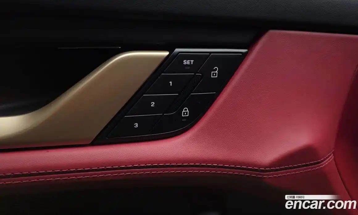 Porsche Taycan 2024 0.1 автомат (гидро), фото 28