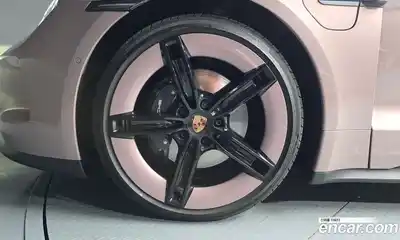 Porsche Taycan 2024 0.1 автомат (гидро), миниатюра 5