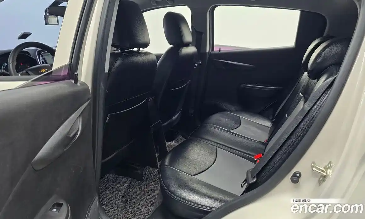 Chevrolet Spark 2016 1.0 автомат (гидро), фото 12