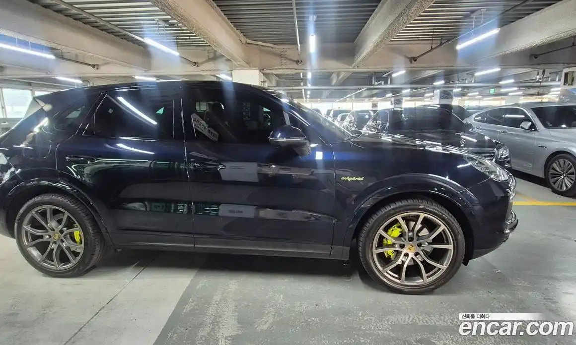 Porsche Cayenne 2021 3.0 автомат (гидро), фото 17