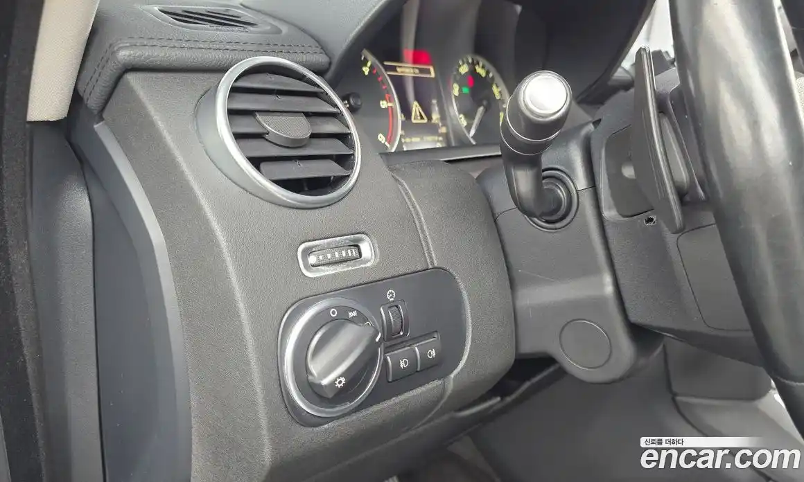 Land Rover Discovery 2015 3.0 автомат (гидро), фото 19