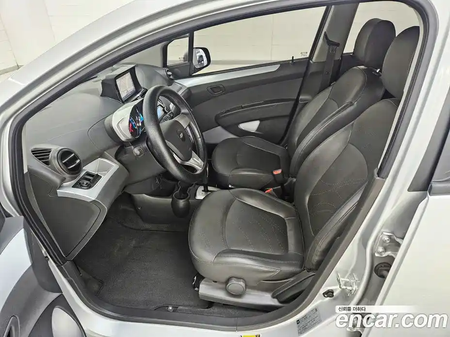 Chevrolet Spark 2015 1.0 автомат (гидро), фото 10