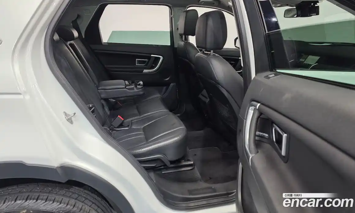 Land Rover Discovery Sport 2017 2.0 автомат (гидро), фото 12