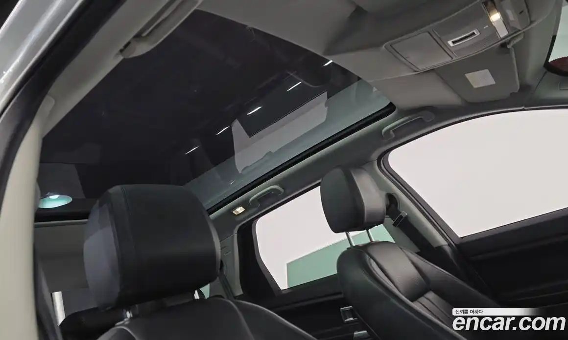 Land Rover Discovery Sport 2017 2.0 автомат (гидро), фото 19