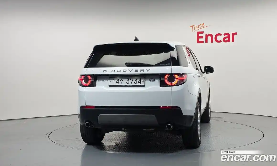 Land Rover Discovery Sport 2017 2.0 автомат (гидро), фото 4