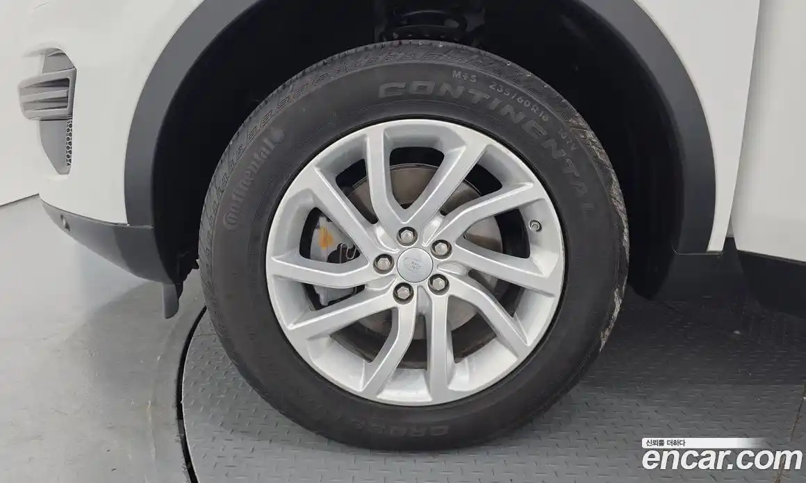 Land Rover Discovery Sport 2017 2.0 автомат (гидро), фото 5