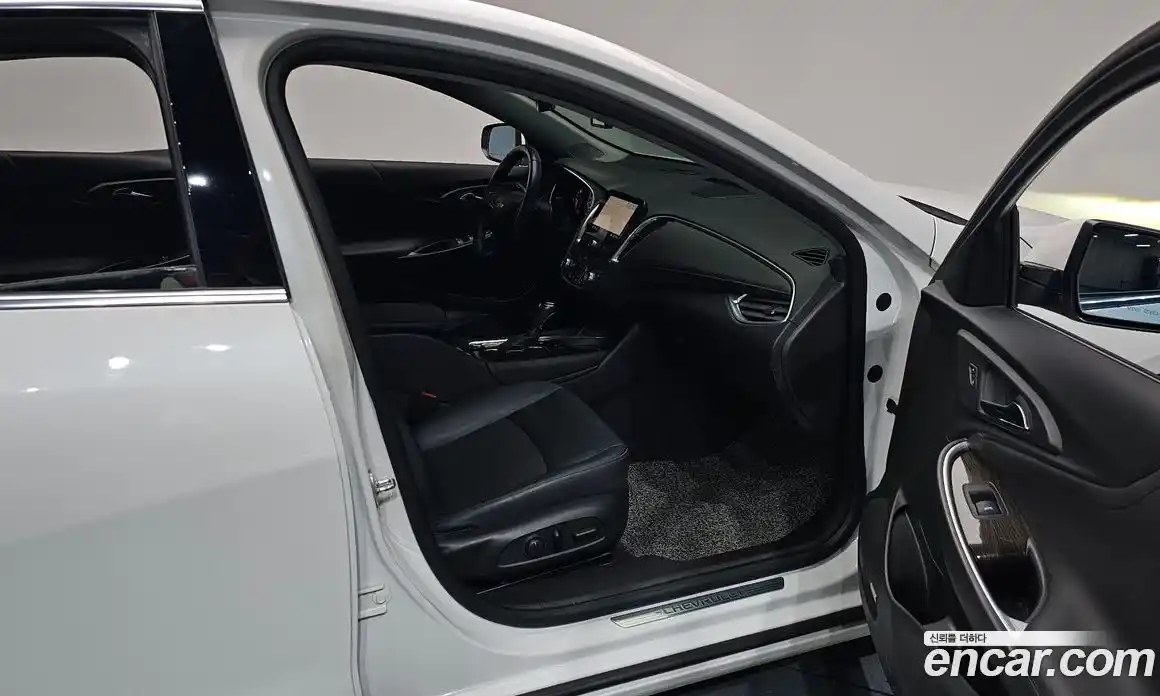 Chevrolet Malibu 2019 2.0 автомат (гидро), фото 15