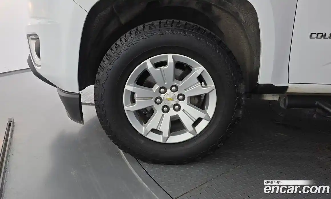 Chevrolet Colorado 2020 3.6 автомат (гидро), фото 5