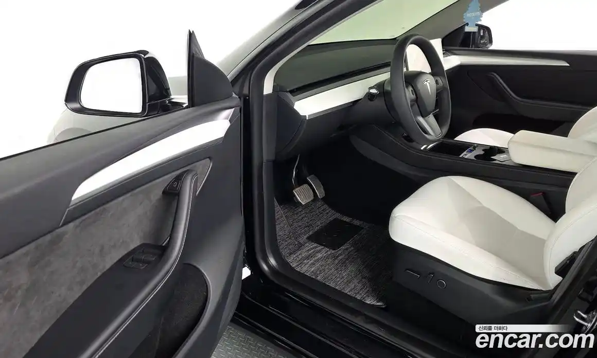 Tesla Model Y 2024 0.2 автомат (гидро), фото 12 Tesla Model Y 2024 0.2 автомат (гидро), фото 12