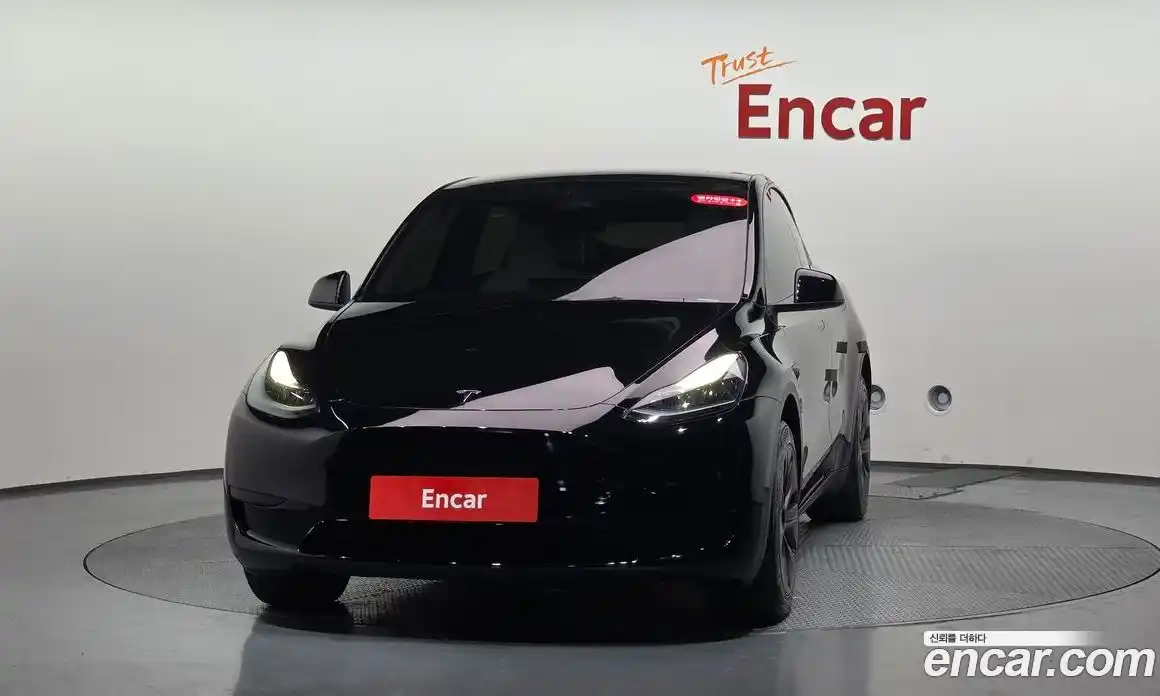 Tesla Model Y 2024 0.2 автомат (гидро), фото 2 Tesla Model Y 2024 0.2 автомат (гидро), фото 2