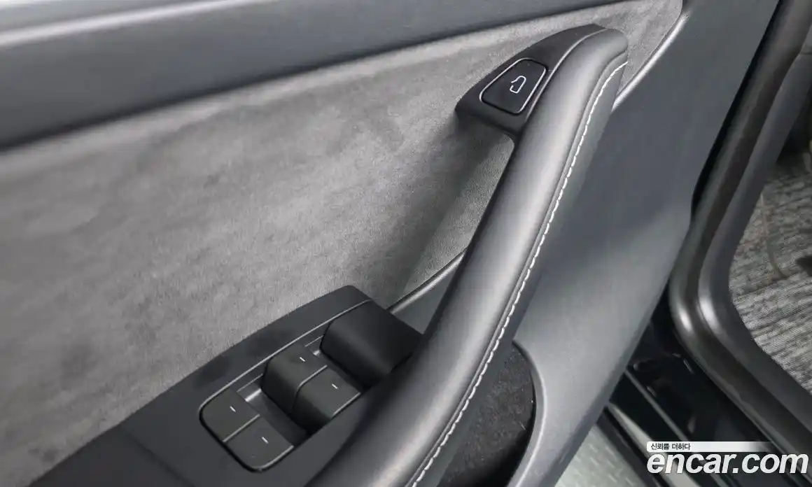 Tesla Model Y 2024 0.2 автомат (гидро), фото 26 Tesla Model Y 2024 0.2 автомат (гидро), фото 26