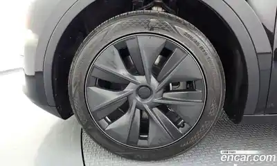 Tesla Model Y 2024 0.2 автомат (гидро), миниатюра 4 Tesla Model Y 2024 0.2 автомат (гидро), миниатюра 4