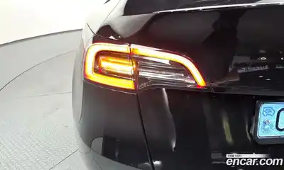 Tesla Model Y 2024 0.2 автомат (гидро), миниатюра 8 Tesla Model Y 2024 0.2 автомат (гидро), миниатюра 8