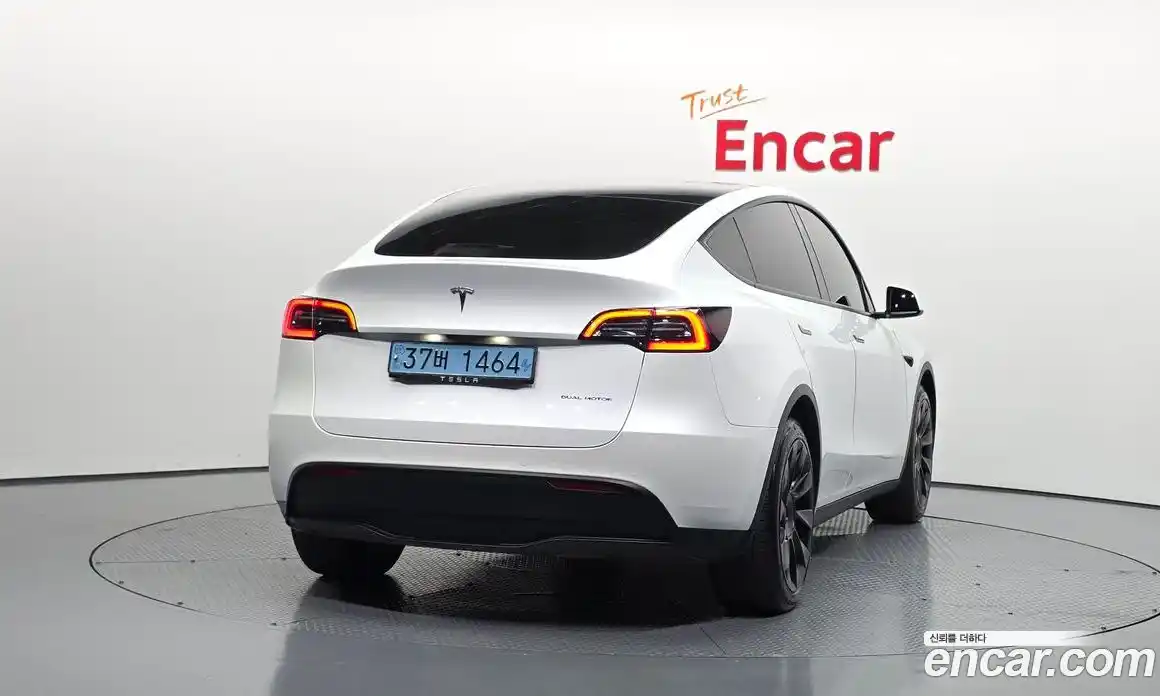 Tesla Model Y 2021 0.2 автомат (гидро), фото 4 Tesla Model Y 2021 0.2 автомат (гидро), фото 4