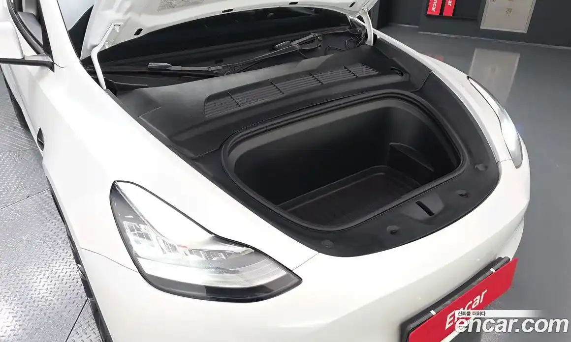 Tesla Model Y 2021 0.2 автомат (гидро), фото 6 Tesla Model Y 2021 0.2 автомат (гидро), фото 6