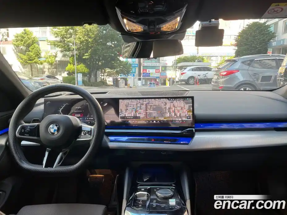 BMW 5 серия 2025 2.0 автомат (гидро), фото 5