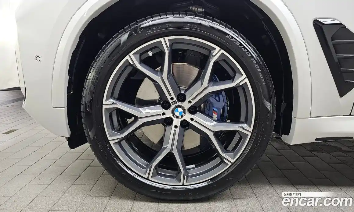 BMW X5 2025 3.0 автомат (гидро), фото 5