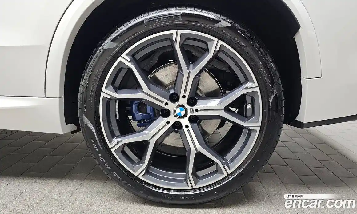 BMW X5 2025 3.0 автомат (гидро), фото 7