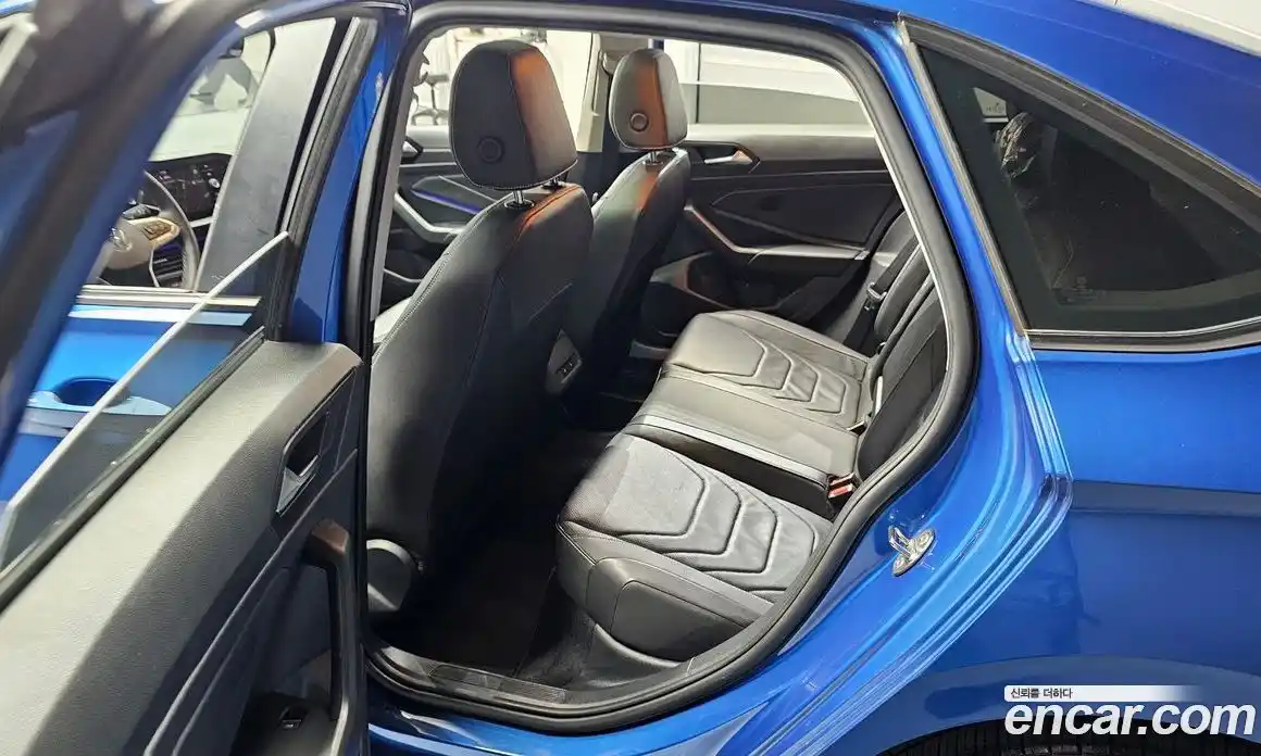 Volkswagen Jetta 2023 1.5 автомат (гидро), фото 17