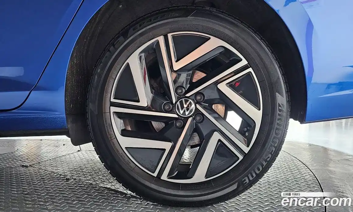Volkswagen Jetta 2023 1.5 автомат (гидро), фото 7