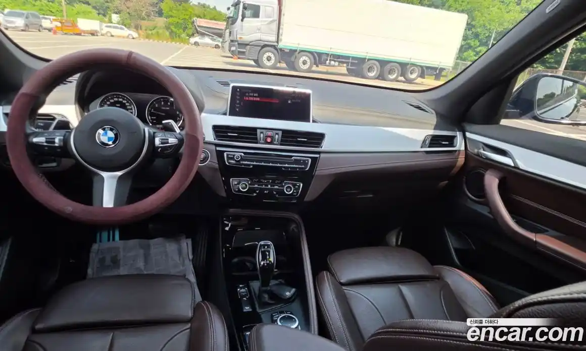 BMW X1 2022 2.0 автомат (гидро), фото 11
