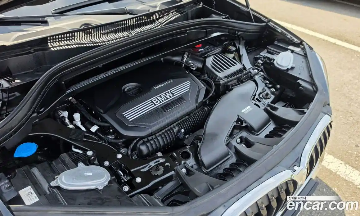 BMW X1 2022 2.0 автомат (гидро), фото 15