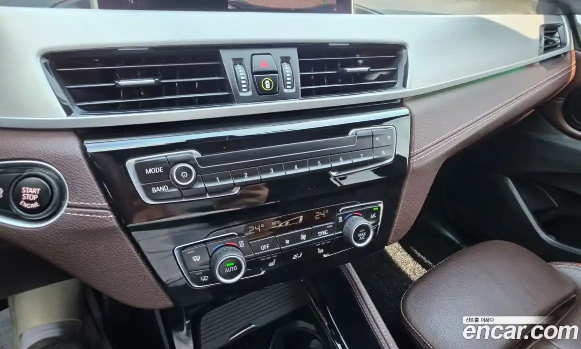 BMW X1 2022 2.0 автомат (гидро), фото 19