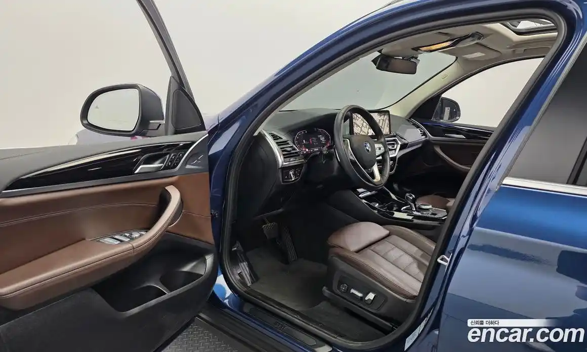 BMW X3 2023 2.0 автомат (гидро), фото 13