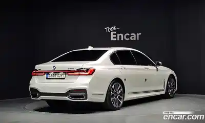 BMW 7 серия 2022 3.0 автомат (гидро), миниатюра 2