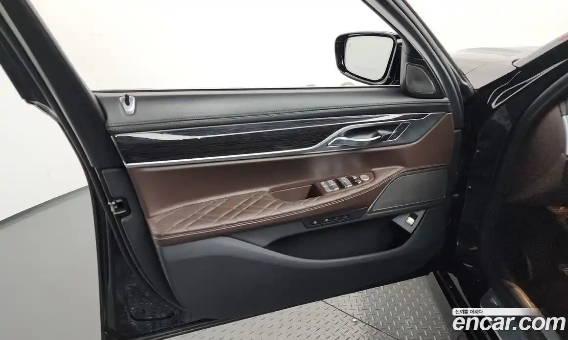 BMW 7 серия 2019 3.0 автомат (гидро), фото 14