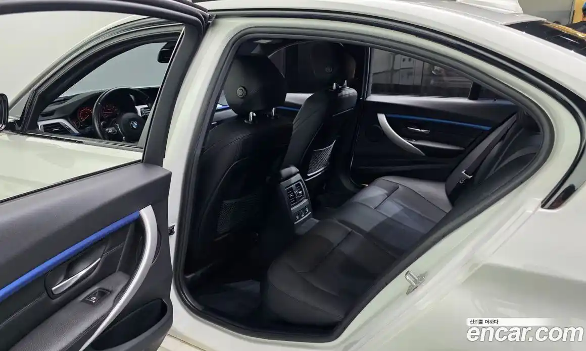 BMW 3 серия 2017 2.0 автомат (гидро), фото 15