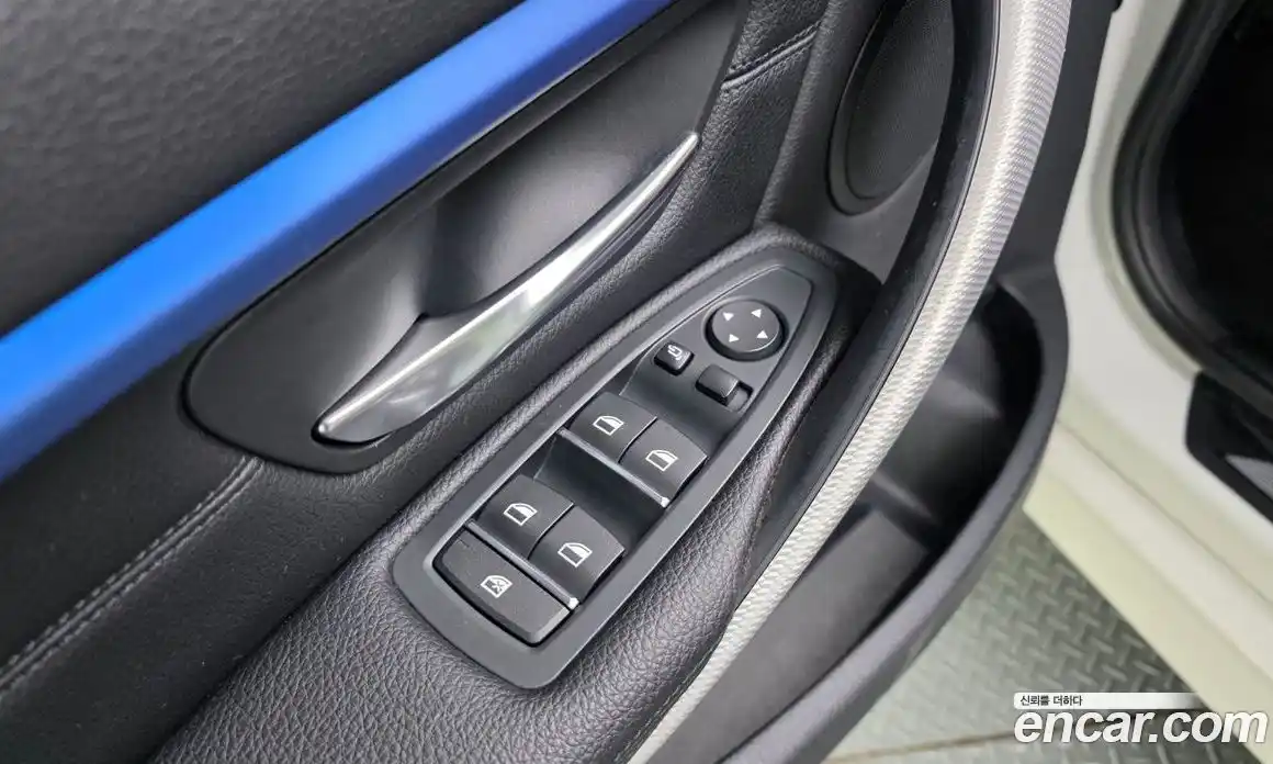 BMW 3 серия 2017 2.0 автомат (гидро), фото 26